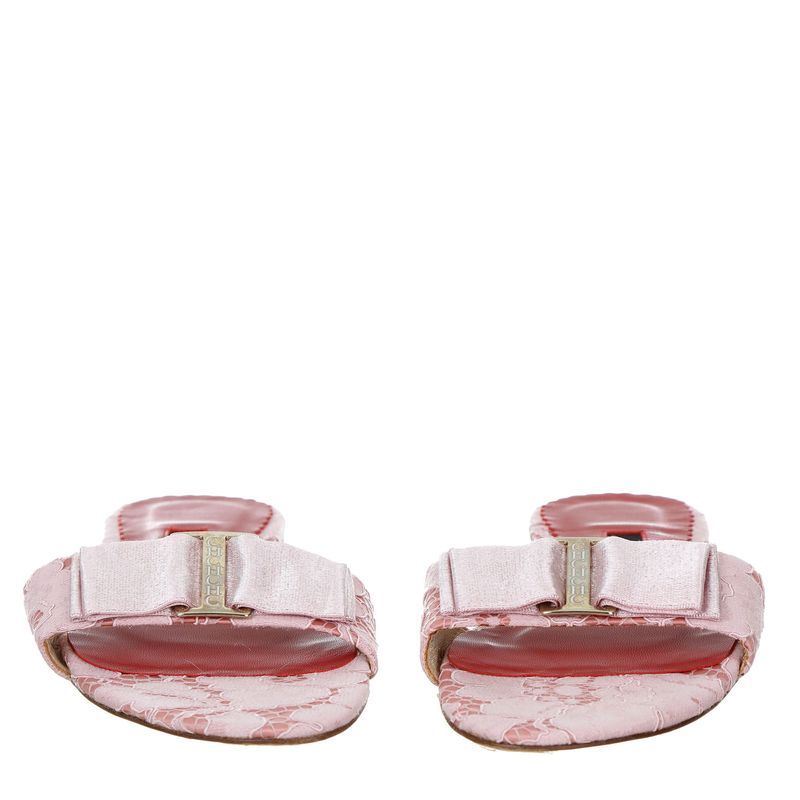 Rasteira-Carolina-Herrera-Renda-Rosa-