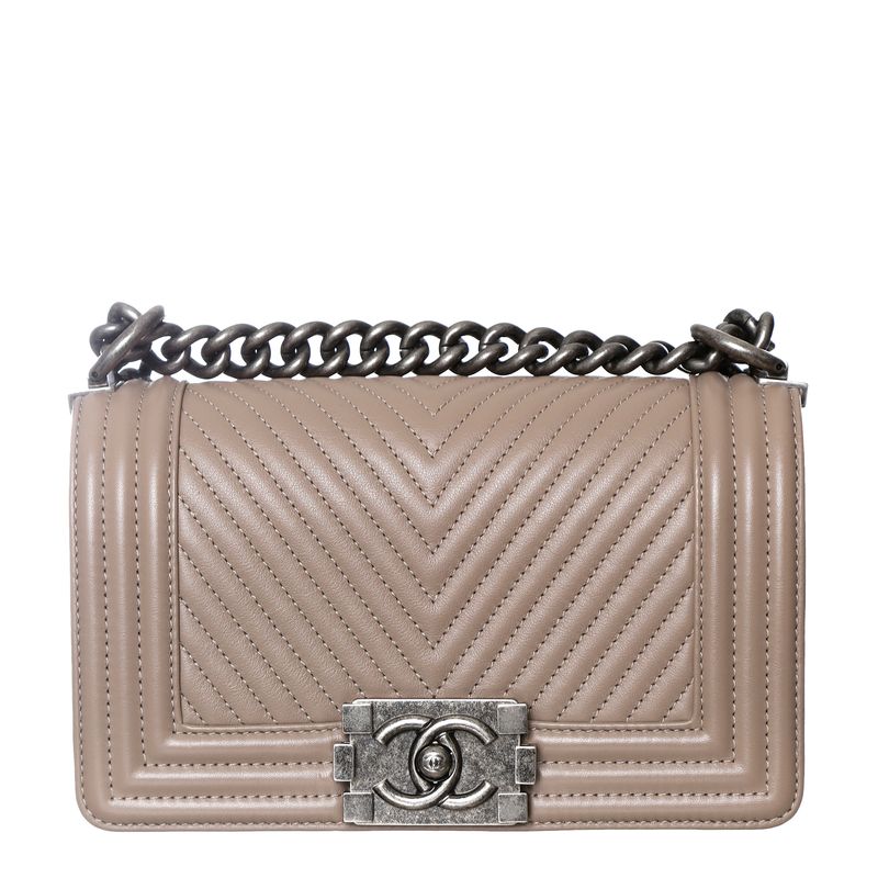 Bolsa-Chanel-Boy-Chevron-Bege