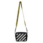 Bolsa-Off-White-Clip-Preta-e-Branca-