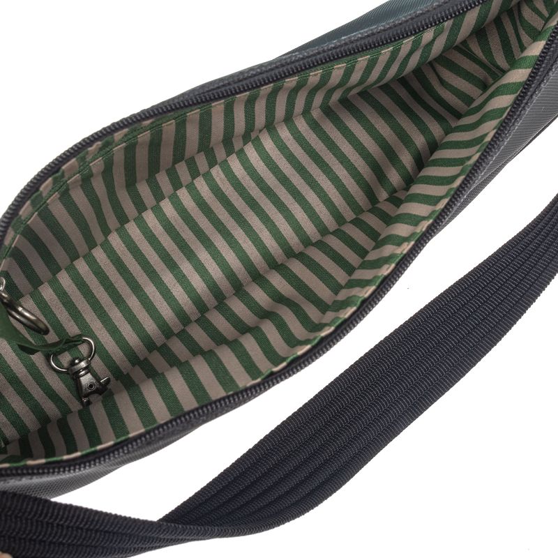 Bolsa-Lacoste-Baguete-Preta