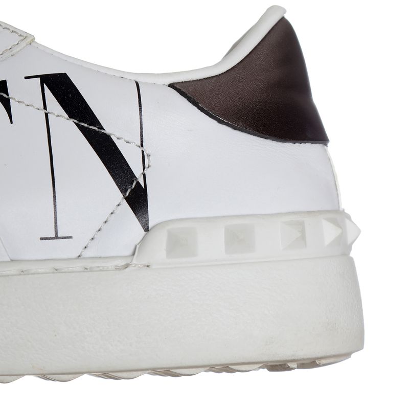 Tenis-Valentino-Garavani-Couro-Branco-e-Metalizado-