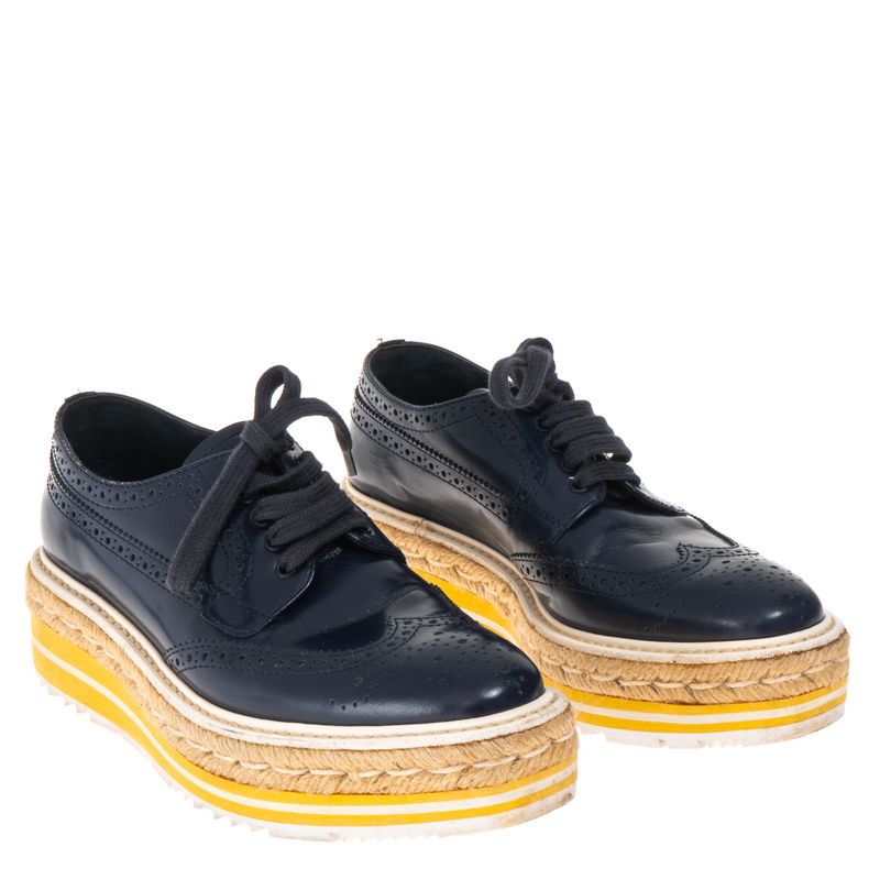 Sapato-Prada-Oxford-Plataforma-Verniz-Marinho