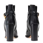 Bota-Valentino-Garavani-Fivela-Unicornio-Couro-Preta