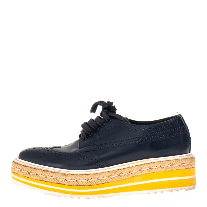Sapato-Prada-Oxford-Plataforma-Verniz-Marinho