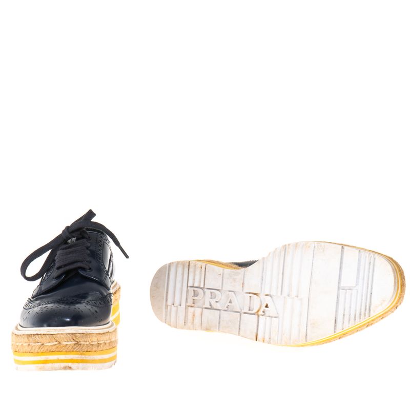 Sapato-Prada-Oxford-Plataforma-Verniz-Marinho