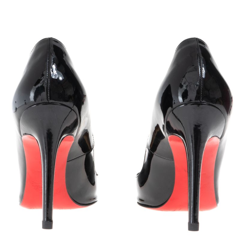 77200-Scarpin-Christian-Louboutin-Verniz-Preto-2