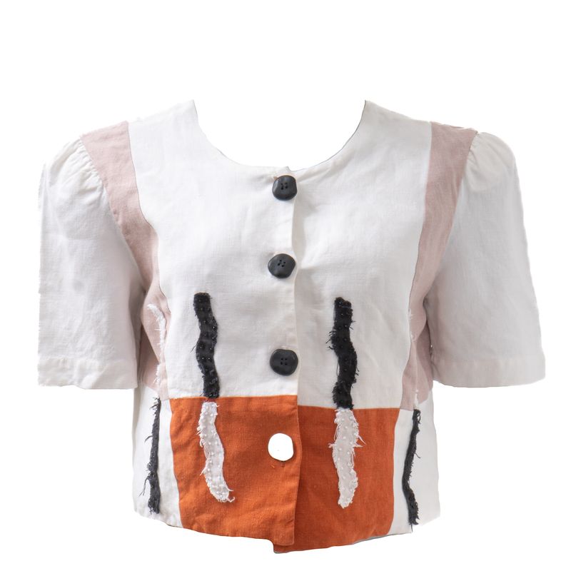 Camisa-WaiWai-e-Betina-de-Luca-Aplicacoes-Tricolor