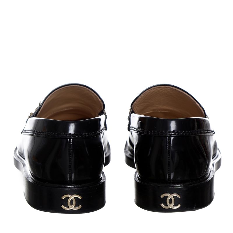 Mocassim-Chanel-Logo-Couro-Preto