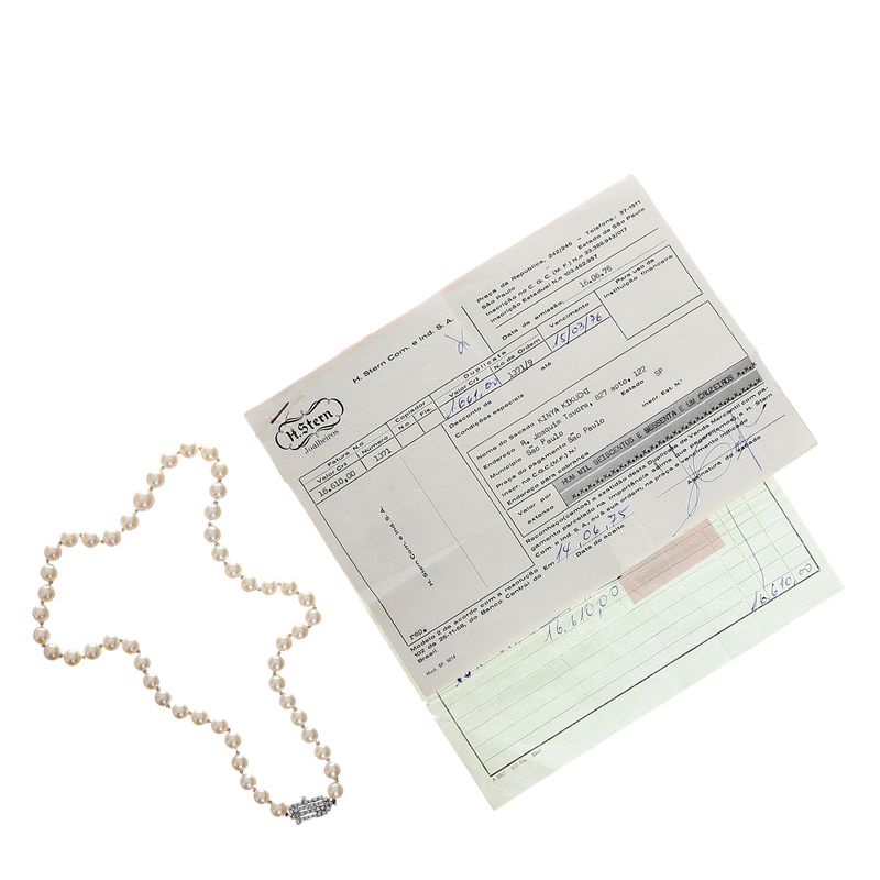 Colar-H.-Stern-Vintage-Fecho-Ouro-Branco-e-Brilhantes