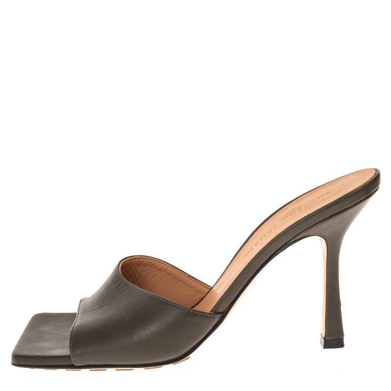 Sandalia-Bottega-Veneta-Stretch-Mule-Couro-Verde-Musgo-