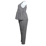 Conjunto-A-Niemeyer-Xadrez-Preta-e-Branca