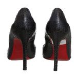 85233-Scarpin-Christian-Louboutin-Couro-Exotico-Preto-2