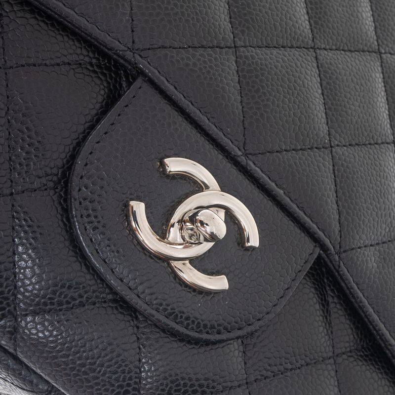 Bolsa-Chanel-Classic-Single-Flap-Jumbo-Caviar-Preta