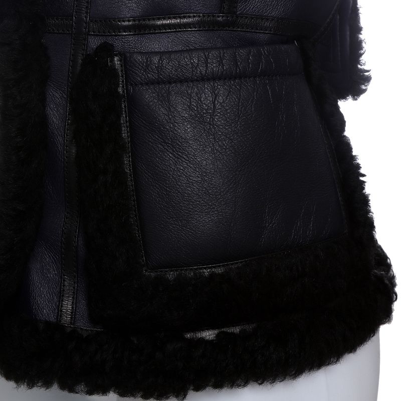 Casaco-Burberry-Couro-Azul-e-Pelos-