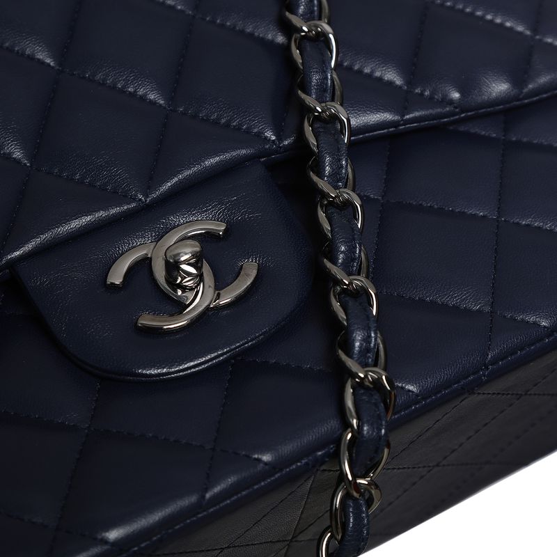 Bolsa-Chanel-Classic-Double-Flap-Jumbo-Lambskin-Marinho
