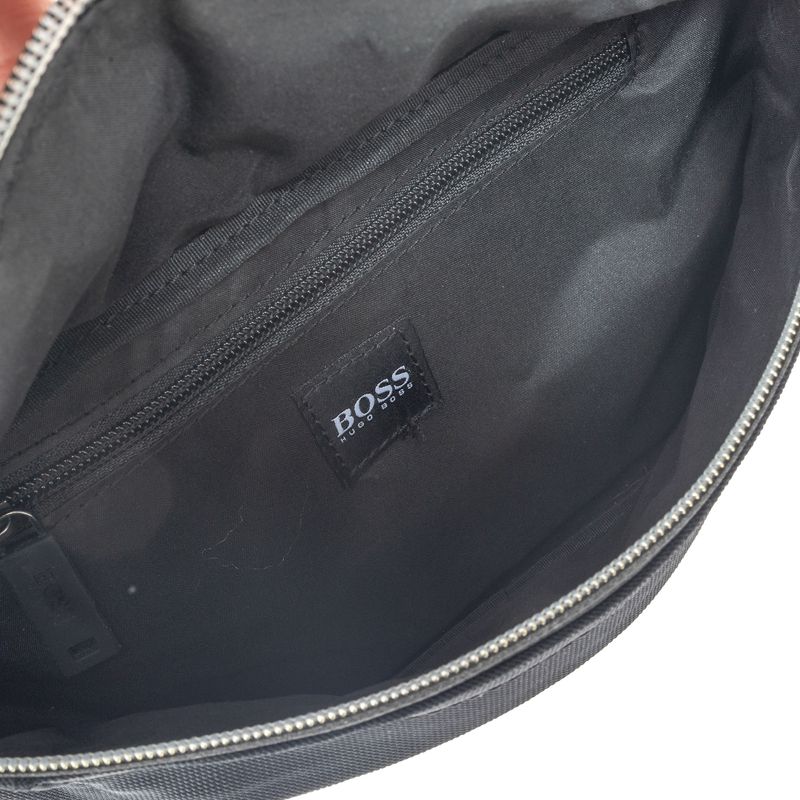 Pochete-Hugo-Boss-Logo-Preta