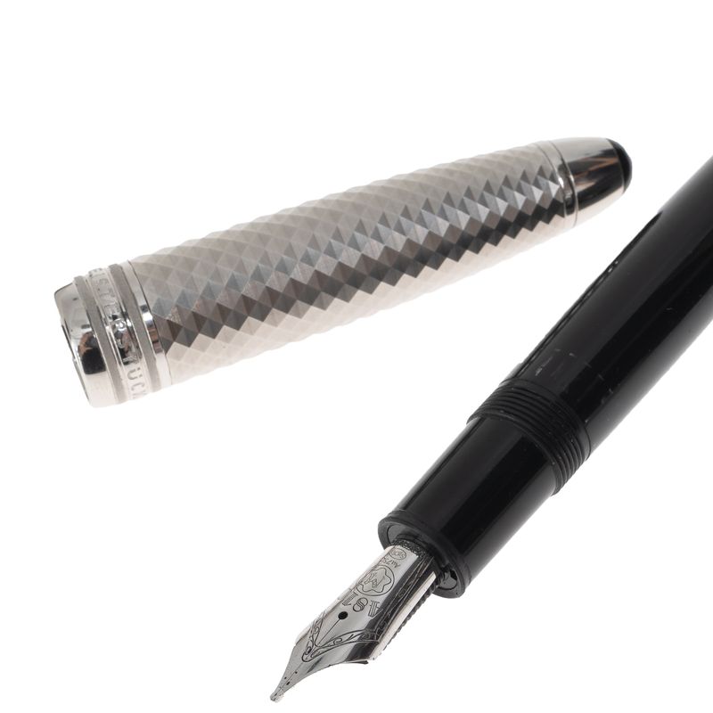 Caneta-Montblanc-Meisterstuck-Solitaire-Doue-Geometric-Prateada