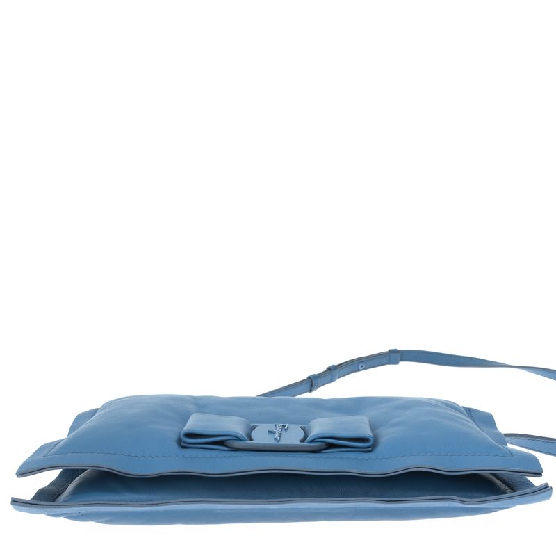 Bolsa-Salvatore-Ferragamo-Acolchoada-Azul