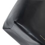 Bolsa-Mansur-Gavriel-Bucket-Grande-Preta