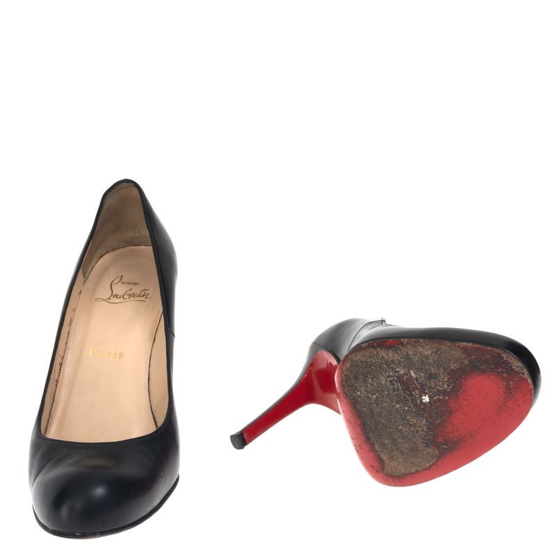 77652-Sapato-de-Salto-Christian-Louboutin-Couro-Preto-5