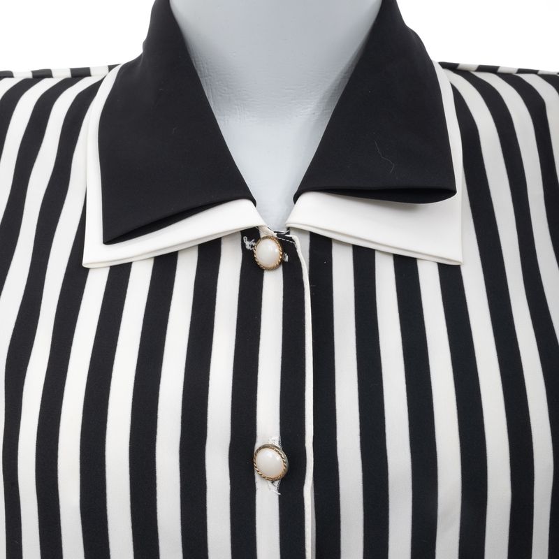 Camisa-Vintage-Listrada-Botoes-Perolados