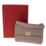 Bolsa-Valentino-Garavani-Rockstud-Spike-Bege