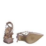 Scarpin-Valentino-Garavani-Rockstud-Bege