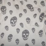 Lenco-Alexander-McQueen-Estampa-Caveira