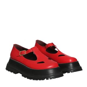 Sapato Burberry Mary Jane Vermelho