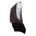 Body-A-Niemeyer-Cinza