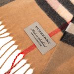 Cachecol-Burberry-Cashmere-Housecheck-Coracao