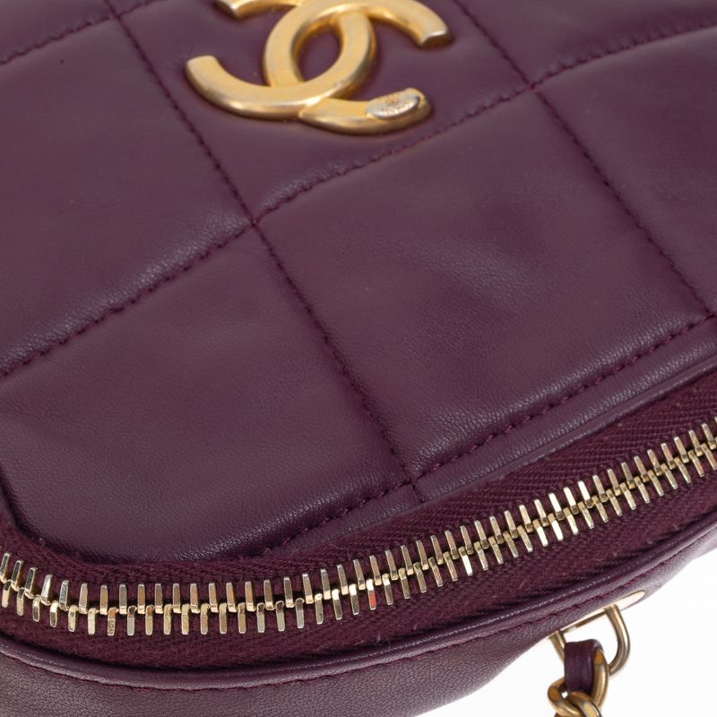 Bolsa-Chanel-Diamond-Lambskin-Roxo