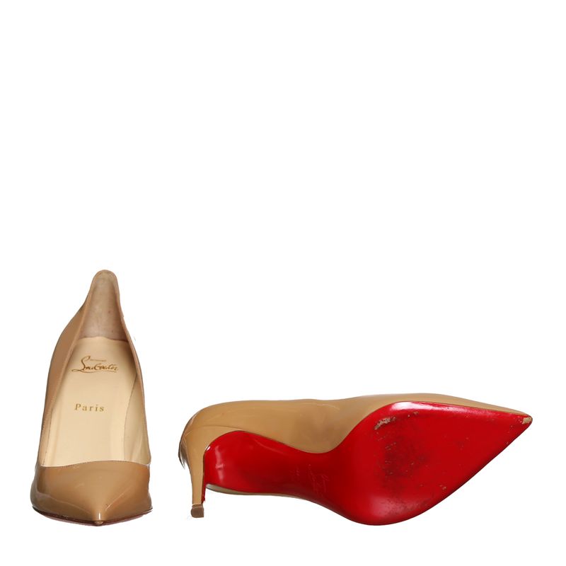 85568-Scarpin-Christian-Louboutin-Verniz-Bege-5