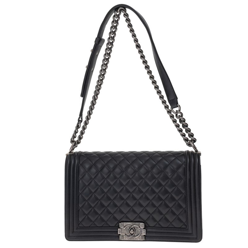 Bolsa-Chanel-Boy-Grande-Lambskin-Preta