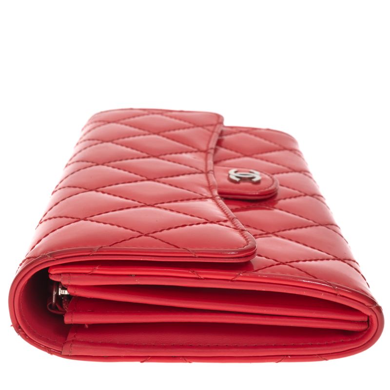 Carteira-Chanel-Matelasse-Verniz-Rosa