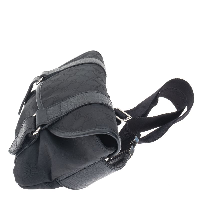 Pochete-Gucci-GG-Canvas-Preta