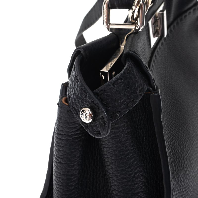 Bolsa-Fendi-Peekaboo-Selleria-Preta