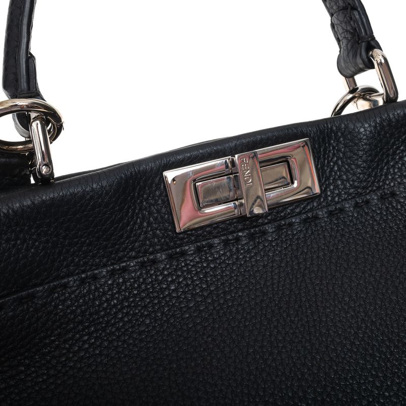 Bolsa-Fendi-Peekaboo-Selleria-Preta