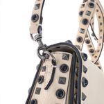 Bolsa-Valentino-Garavani-Rockstud-Rolling-Creme