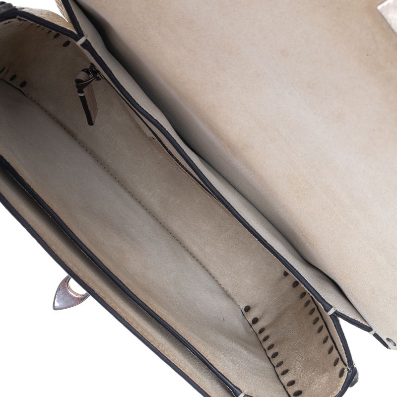 Bolsa-Valentino-Garavani-Rockstud-Rolling-Creme
