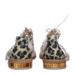 Oxford-Marcela-B-Tela-Animal-Print