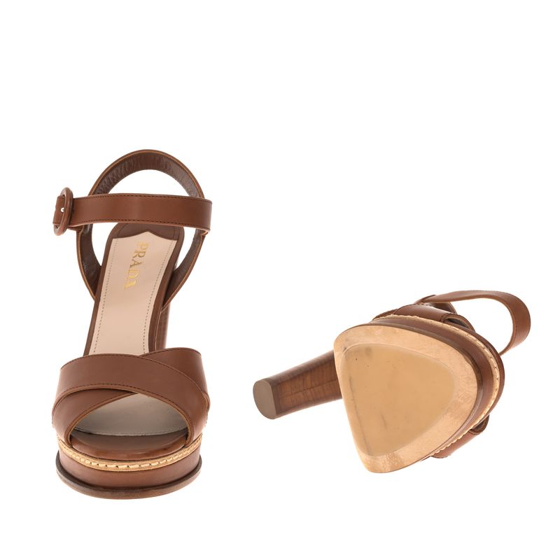 77997-Sandalia-Prada-Couro-Marrom-5