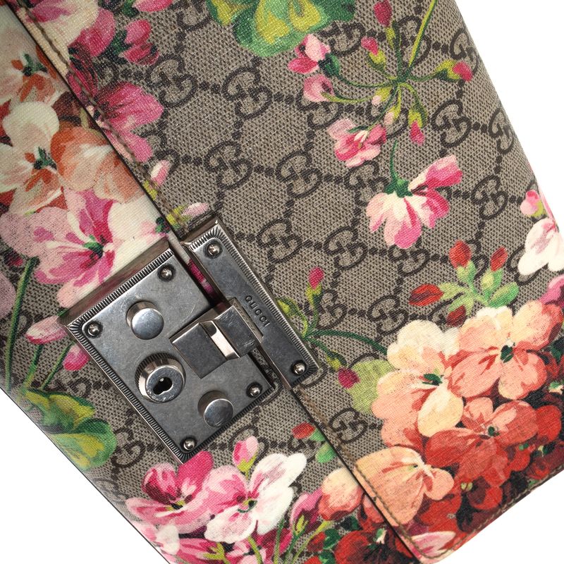 Bolsa-Gucci-Padlock-GG-Supreme-Blooms