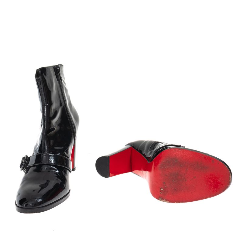78186-Bota-Christian-Louboutin-Verniz-Preta-5
