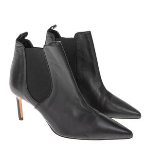 Bota Manolo Blahnik Bico Fino Preta