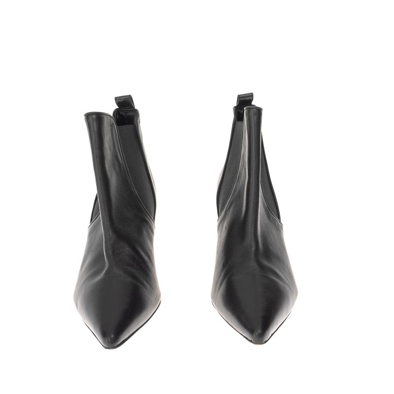 Bota-Manolo-Blahnik-Bico-Fino-Preta