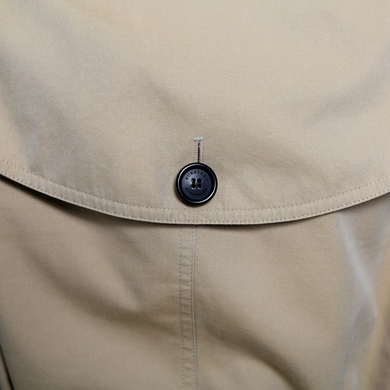Trench-Coat-Burberry-Bege