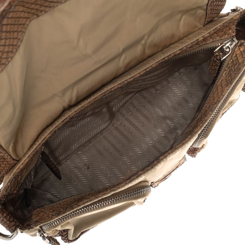 Bolsa-Prada-Fivela-e-Bolsos-Couro-Exotico-e-Nylon