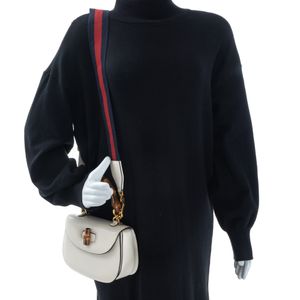 Bolsa Gucci Bamboo 1947 Branca