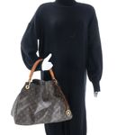 Bolsa-Louis-Vuitton-Artsy-Monogram